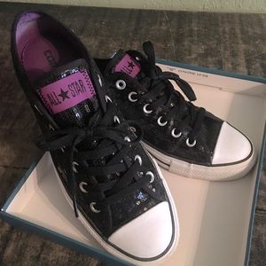 Chucks Converse